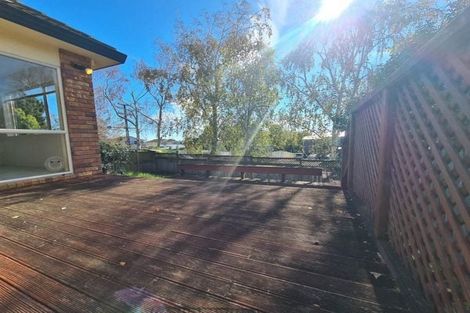 Photo of property in 2 Birchlea Rise, Goodwood Heights, Auckland, 2105