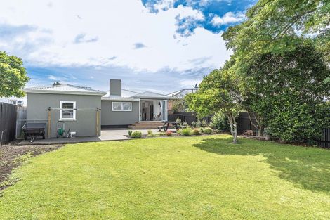 Photo of property in 27 Lewis Avenue, Aramoho, Whanganui, 4500