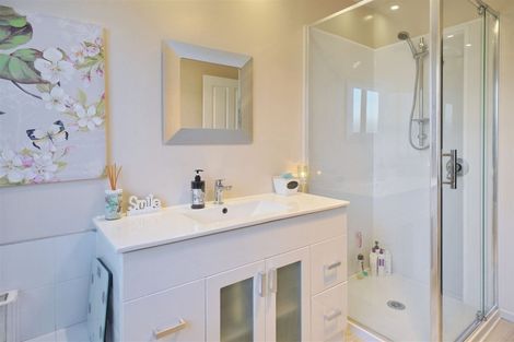 Photo of property in 2 The Stables, Woodend, 7610