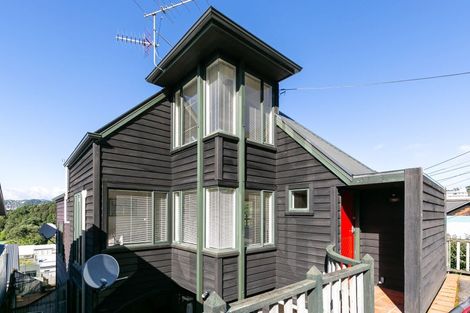 Photo of property in 10 Barton Terrace, Thorndon, Wellington, 6011