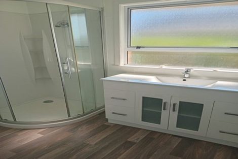 Photo of property in 117 Beach Road, Pahurehure, Papakura, 2113