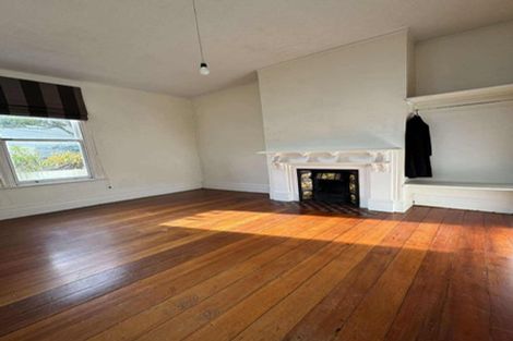 Photo of property in 12 Goring Street, Thorndon, Wellington, 6011