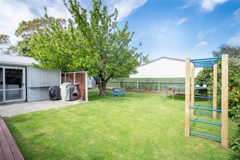 Photo of property in 26 Kingswood Street, Takaro, Palmerston North, 4412
