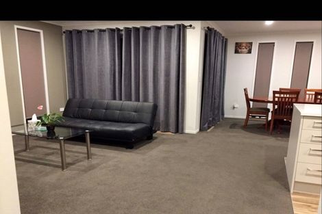 Photo of property in 72 Hillpark Drive, Pokeno, 2402