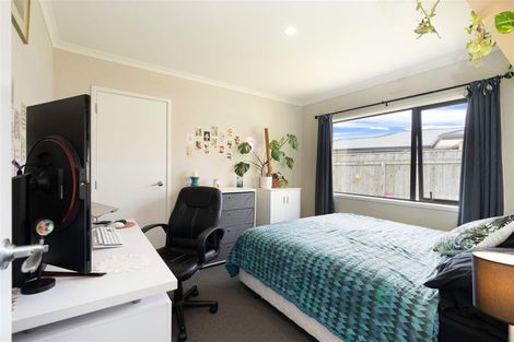 Photo of property in 10 Aqua Way, Paraparaumu, 5032