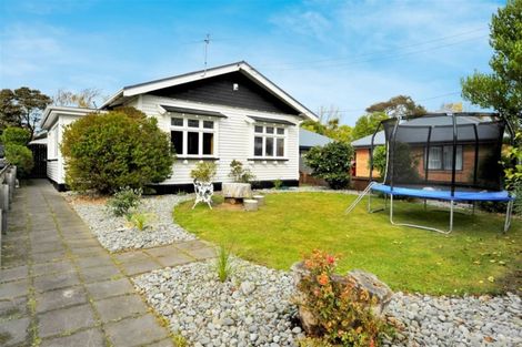 Photo of property in 8 Wainoni Road, Wainoni, Christchurch, 8061