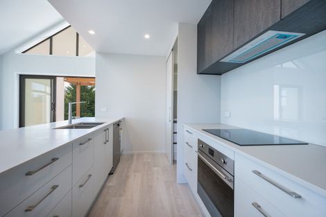 Photo of property in 2 Hill Tops Way, Stoke, Nelson, 7011