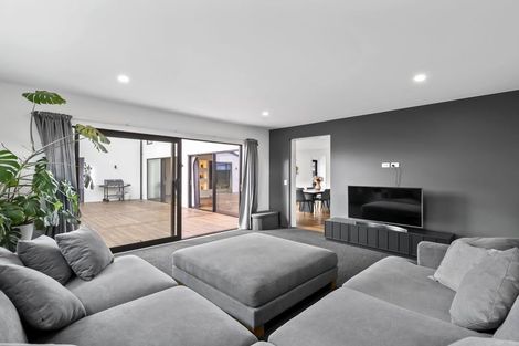 Photo of property in 6 Timara Crescent, Marshland, Christchurch, 8083