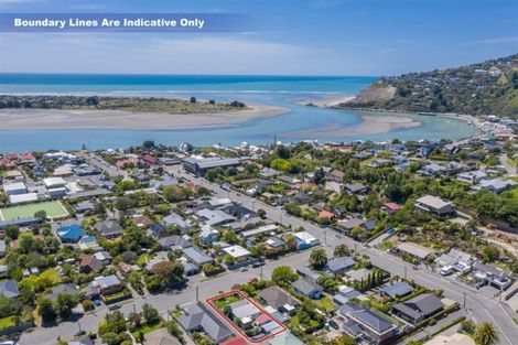 Photo of property in 44 Taupata Street, Redcliffs, Christchurch, 8081