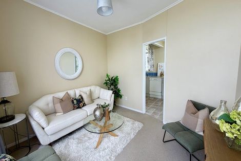 Photo of property in 5/13 Napoleon Avenue, Milford, Auckland, 0620