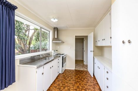 Photo of property in 13 Parris Street, Moturoa, New Plymouth, 4310