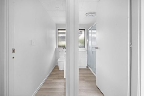 Photo of property in 213a Great South Road, Drury, 2113