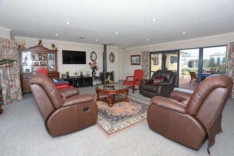 Photo of property in 3 Hillview Place, Feilding, 4702