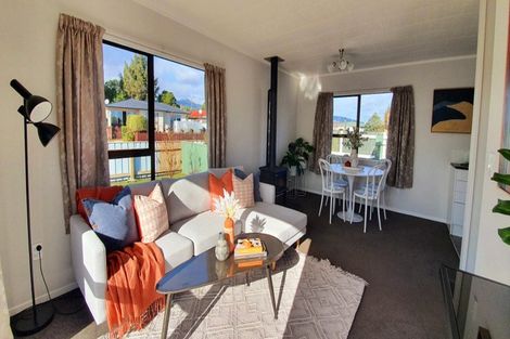 Photo of property in 10 Skye Street, Levin, 5510