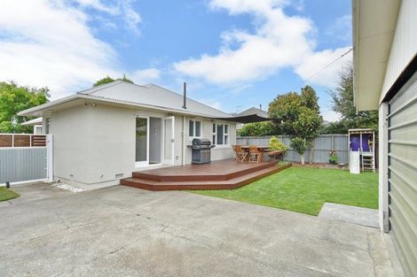 Photo of property in 95 Isleworth Road, Bishopdale, Christchurch, 8053