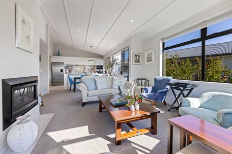 Photo of property in 15 Noumea Drive, Rangatira Park, Taupo, 3330