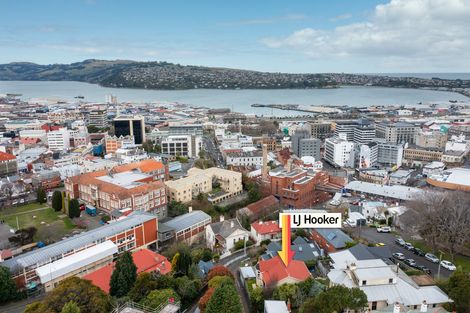 Photo of property in 3 Bishops Road, Dunedin Central, Dunedin, 9016