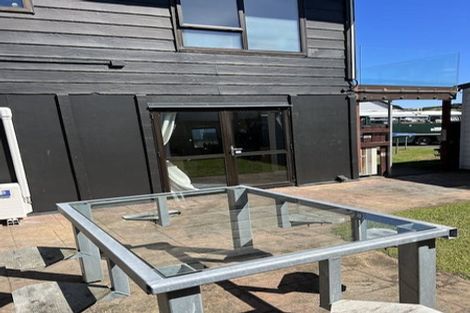 Photo of property in 79 Frobisher Street, Island Bay, Wellington, 6023