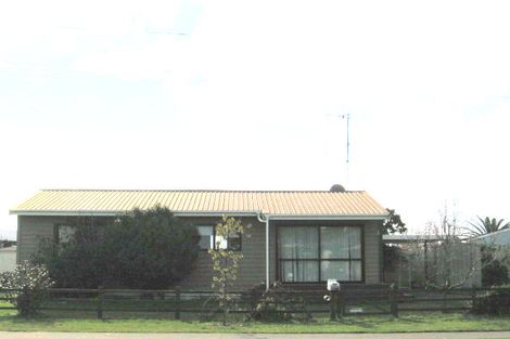 Photo of property in 407d Ngatai Road, Bellevue, Tauranga, 3110