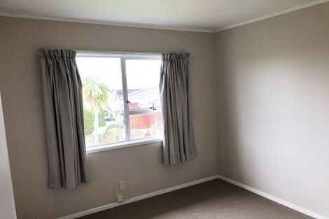 Photo of property in 17 Olena Avenue, Sunnyhills, Auckland, 2010