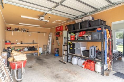 Photo of property in 10 Hillary Street, Winton, 9720