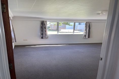 Photo of property in 3 Marama Place, One Tree Point, 0118