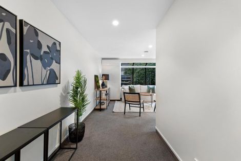 Photo of property in 17b Wynyard Crescent, Fernhill, Queenstown, 9300