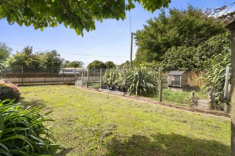 Photo of property in 33 Daniell Street, Bulls, 4818