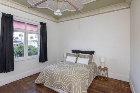 Photo of property in 42 Vigor Brown Street, Napier South, Napier, 4110