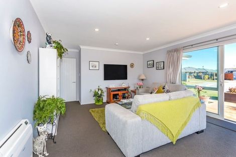 Photo of property in 5 Austen Place, Rolleston, 7614