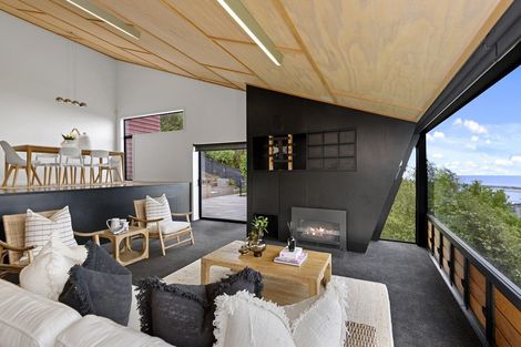 Photo of property in 6 Craigieburn Lane, Mount Pleasant, Christchurch, 8081