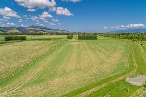 Photo of property in 247 Mahaki Road, Dyerville, Martinborough, 5781