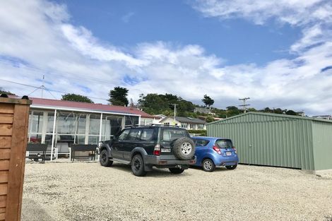 Photo of property in 50 Onslow Street, Bluff, 9814