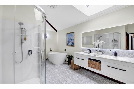 Photo of property in 37 Chinnerys Road, Woodend, 7610