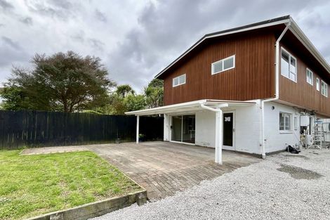 Photo of property in 25 Geoffrey Road, Torbay, Auckland, 0630