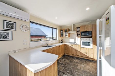 Photo of property in 13 Brooker Place, Kirwee, Darfield, 7571