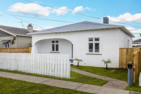 Photo of property in 4 Pharazyn Street, Gonville, Whanganui, 4500