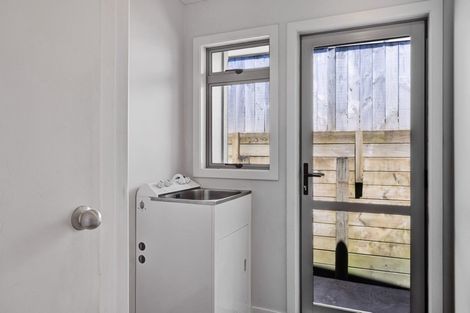 Photo of property in 34/2 Hori Street, Vogeltown, New Plymouth, 4310