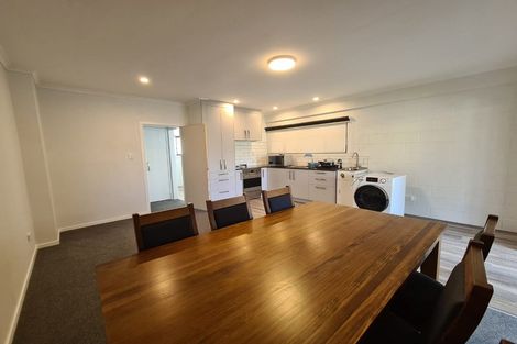 Photo of property in 6 Cutfield Street, Inglewood, 4330