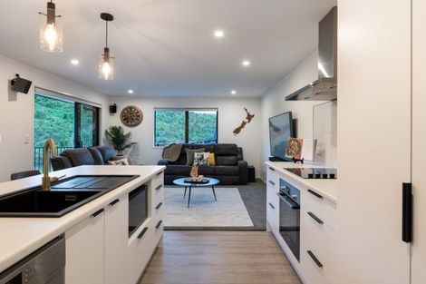 Photo of property in 109 Whakaturou Crescent, Pyes Pa, Tauranga, 3112