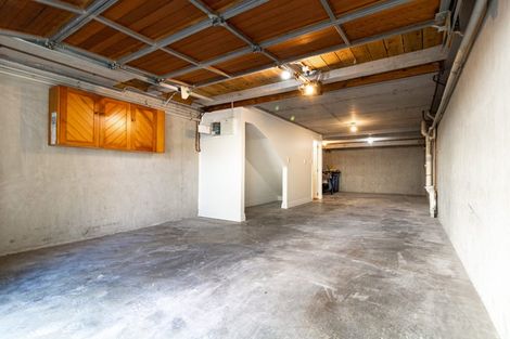 Photo of property in 1/177 Hurstmere Road, Takapuna, Auckland, 0622