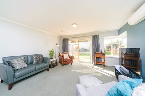 Photo of property in 9 Foxtail Fern, Kelvin Grove, Palmerston North, 4414