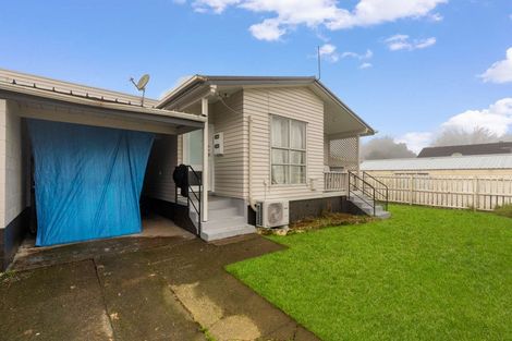 Photo of property in 1/12 Citril Place, Red Hill, Papakura, 2110