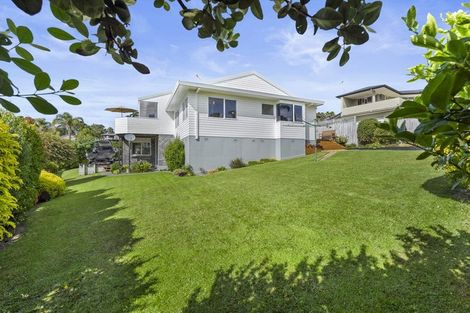 Photo of property in 11 Vista Motu, Red Beach, 0932