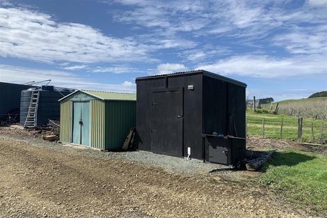 Photo of property in 383 Bickerstaffe Road, Maungaturoto, 0587