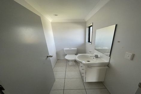 Photo of property in 18 William Roberts Road, Pakuranga, Auckland, 2010