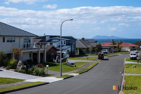 Photo of property in 49 Mayor View Terrace, Waihi Beach, 3611