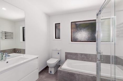 Photo of property in 53 Akaroa Street, Kaiapoi, 7630