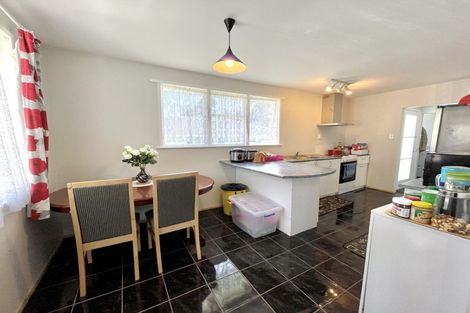 Photo of property in 192 Sievers Grove, Cannons Creek, Porirua, 5024