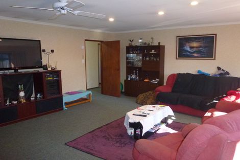 Photo of property in 28 Arnott Street, Alexandra, 9320